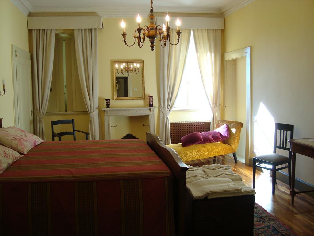 Castello Degli Angeli Hotel Carobbio degli Angeli Room photo